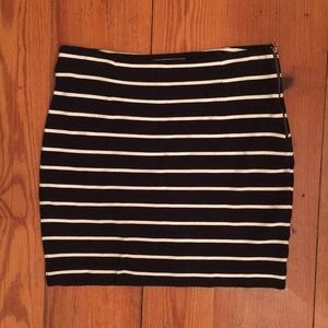 Banana Republic navy striped mini skirt